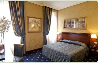 וירג'יו Hotel Apollo מראה חיצוני תמונה